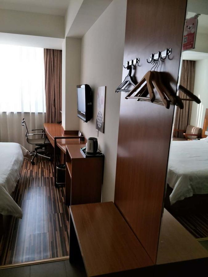 Goldmet Inn Taiyuan Dananamen Zewnętrze zdjęcie